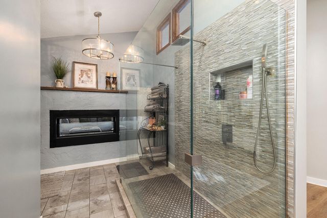 3963 E El Dorado Street, Springfield, MO 65809