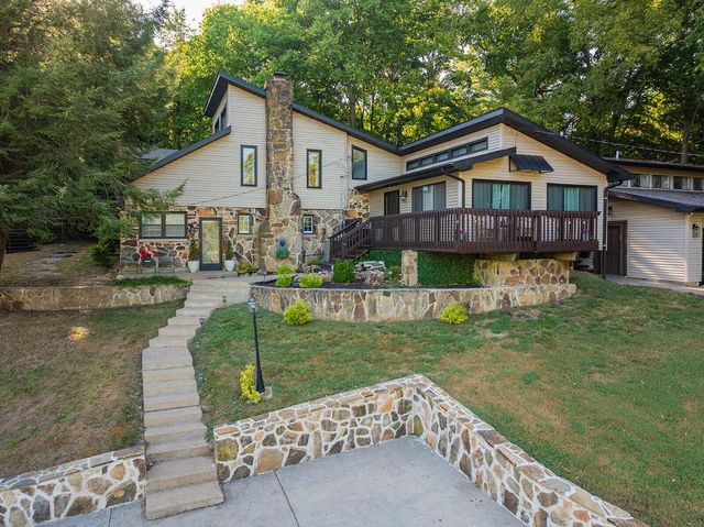 3963 E El Dorado Street, Springfield, MO 65809