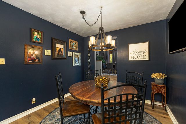 3963 E El Dorado Street, Springfield, MO 65809