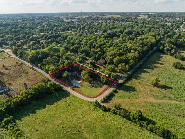 3963 E El Dorado Street, Springfield, MO 65809