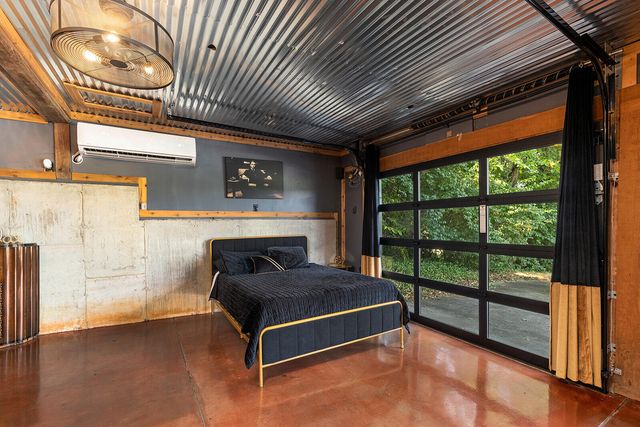 3963 E El Dorado Street, Springfield, MO 65809