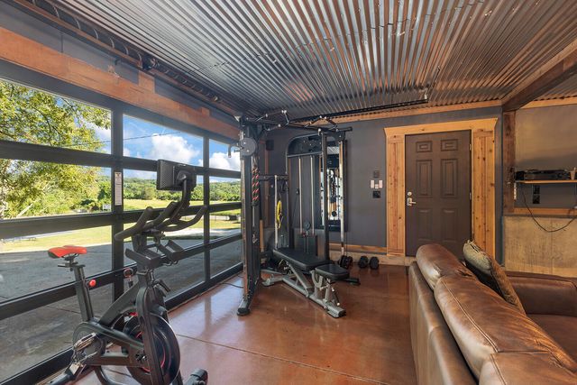 3963 E El Dorado Street, Springfield, MO 65809