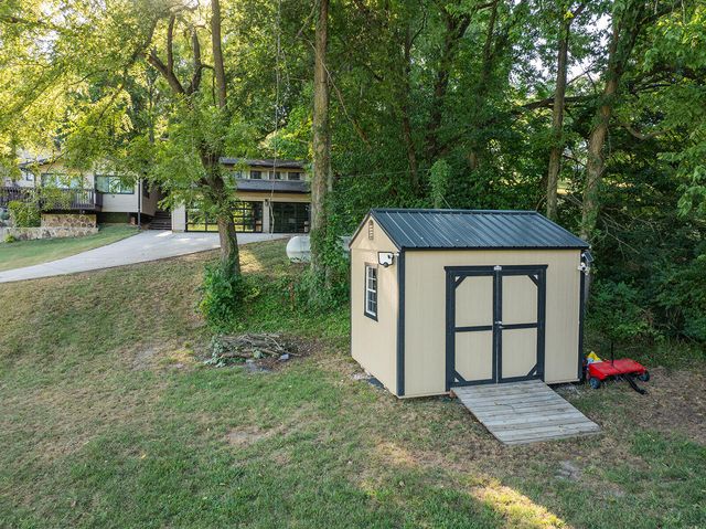 3963 E El Dorado Street, Springfield, MO 65809