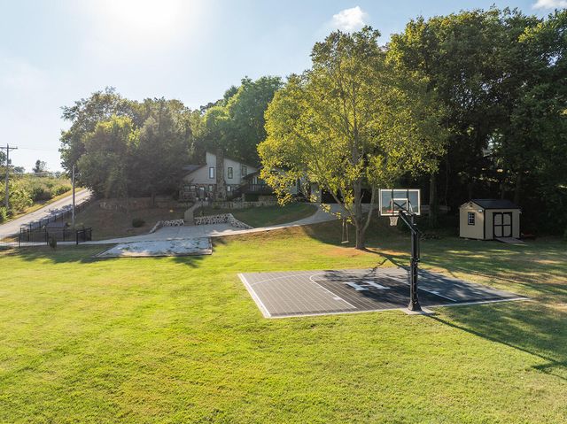 3963 E El Dorado Street, Springfield, MO 65809