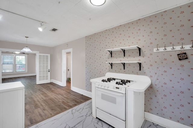 1312 Park Drive, Hillsboro, TX 76645