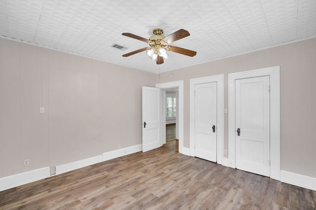 1312 Park Drive, Hillsboro, TX 76645