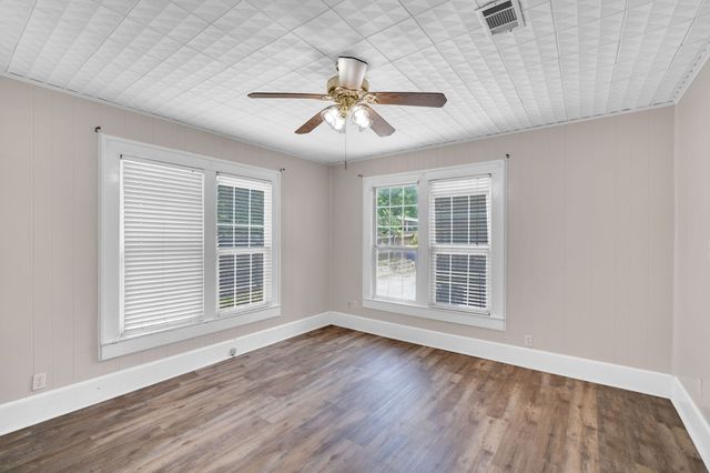 1312 Park Drive, Hillsboro, TX 76645