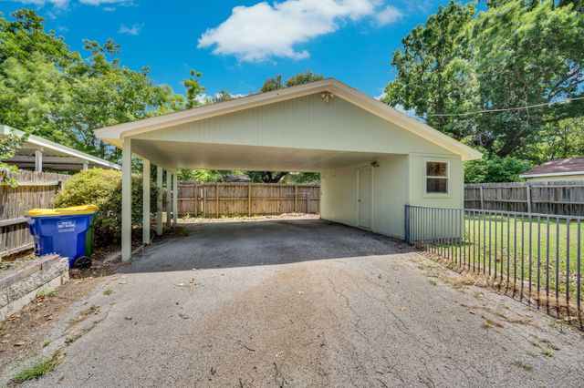 1312 Park Drive, Hillsboro, TX 76645