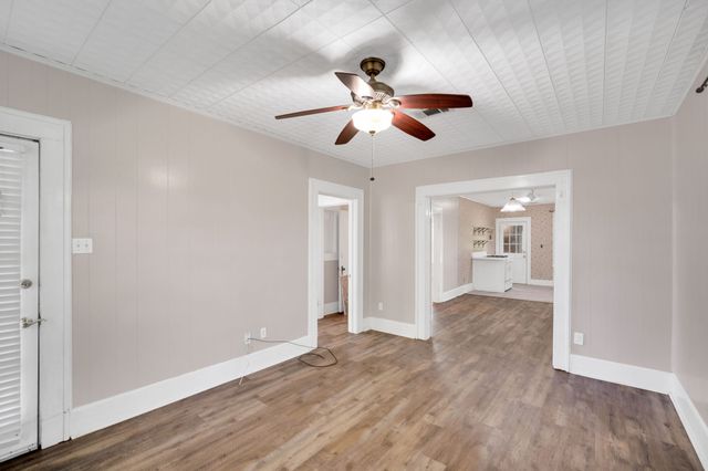 1312 Park Drive, Hillsboro, TX 76645