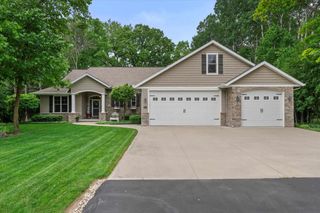 865 TERRA COTTA DRIVE, Neenah, WI 54956