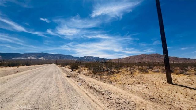 4491114 Highway 18, Lucerne Valley, CA 92356