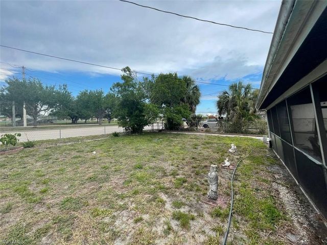 1379 Golf DR, Fort Myers, FL 33919