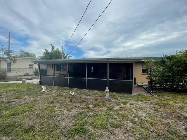 1379 Golf DR, Fort Myers, FL 33919