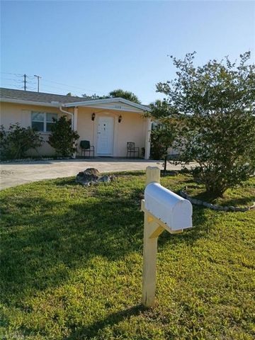 1379 Golf DR, Fort Myers, FL 33919