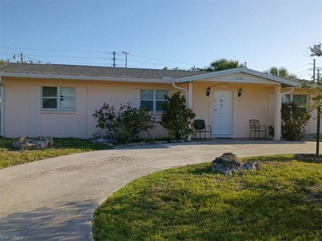 1379 Golf DR, Fort Myers, FL 33919