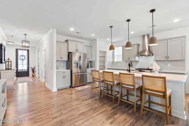302 Sailor Sky Way, Hampstead, NC 28443