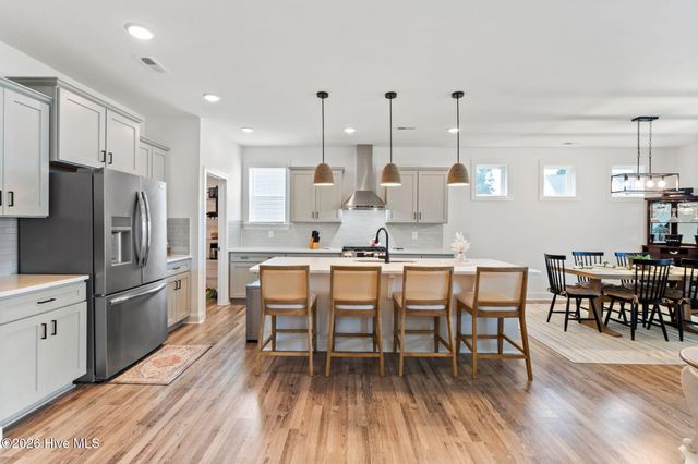 302 Sailor Sky Way, Hampstead, NC 28443