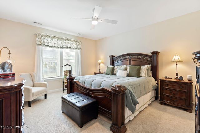 302 Sailor Sky Way, Hampstead, NC 28443