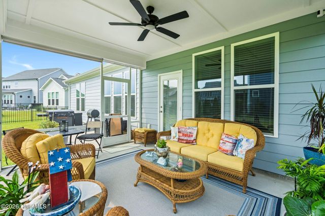 302 Sailor Sky Way, Hampstead, NC 28443