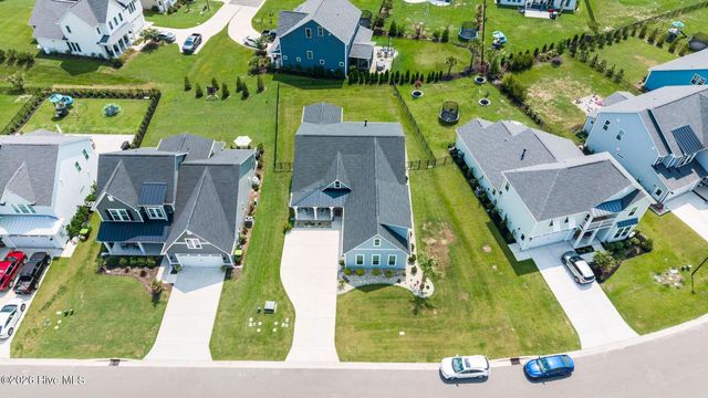 302 Sailor Sky Way, Hampstead, NC 28443