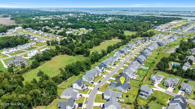 302 Sailor Sky Way, Hampstead, NC 28443