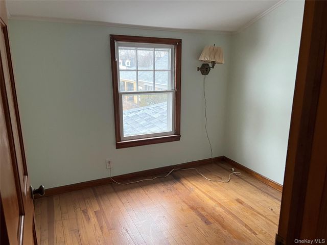 16 Vail Avenue, East Quogue, NY 11942