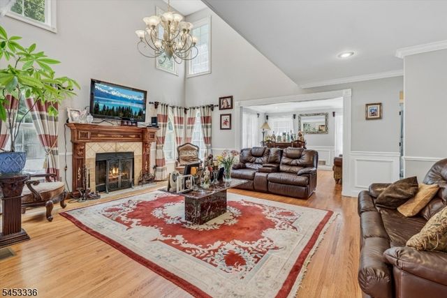10 Skyler Ct, Jefferson Twp., NJ 07438