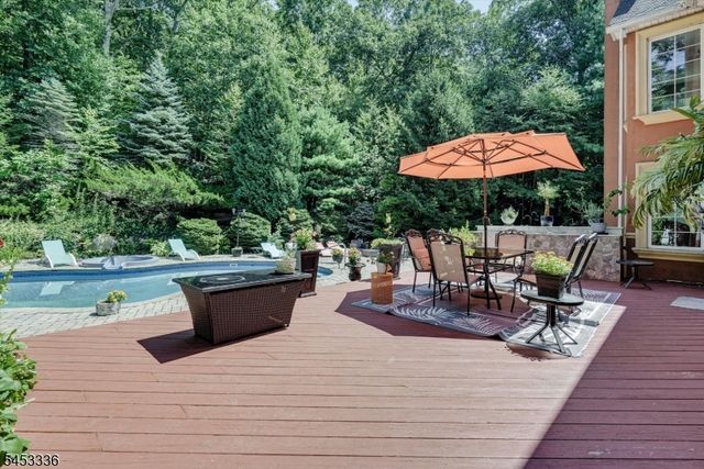 10 Skyler Ct, Jefferson Twp., NJ 07438