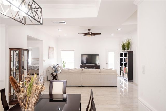 3612 Country Vista Drive, Burleson, TX 76028