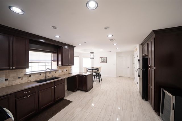 3612 Country Vista Drive, Burleson, TX 76028