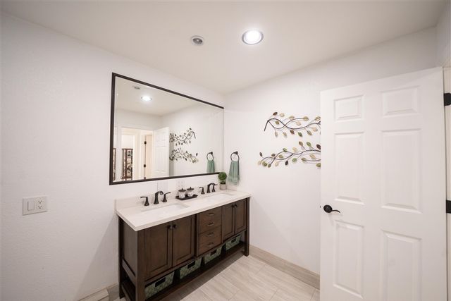 3612 Country Vista Drive, Burleson, TX 76028