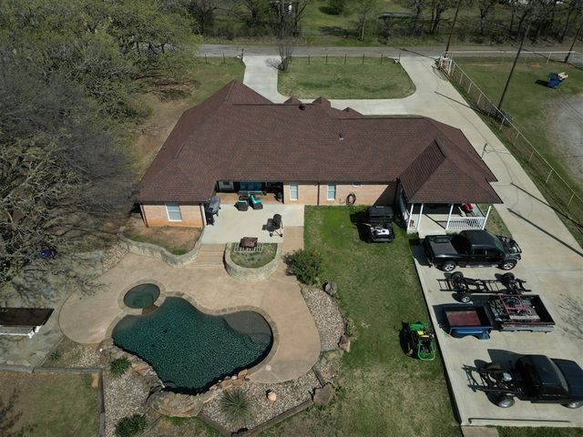 3612 Country Vista Drive, Burleson, TX 76028