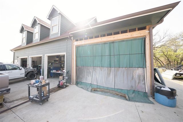 3612 Country Vista Drive, Burleson, TX 76028