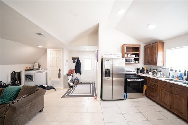 3612 Country Vista Drive, Burleson, TX 76028