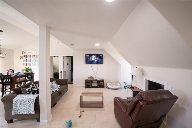 3612 Country Vista Drive, Burleson, TX 76028