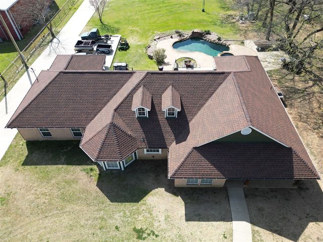 3612 Country Vista Drive, Burleson, TX 76028