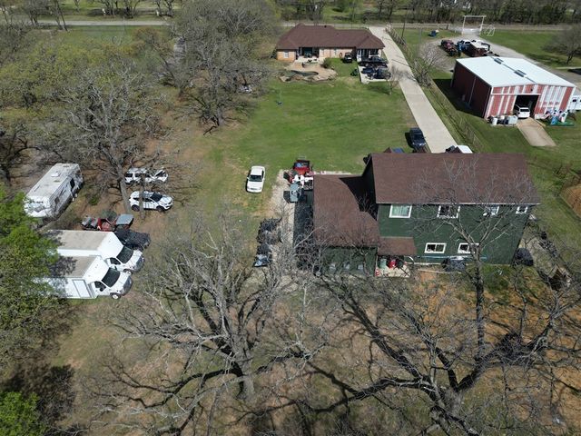 3612 Country Vista Drive, Burleson, TX 76028