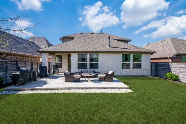 863 Forest Street, Little Elm, TX 76227