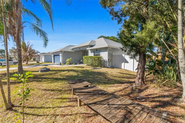 1209 SW Emerald Avenue, Port St. Lucie, Port St Lucie, FL 34953