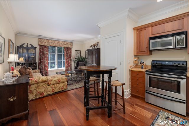 7 Equestrian Ridge Road, Newtown, CT 06470