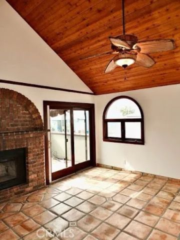 50 Pomona, Long Beach, CA 90803