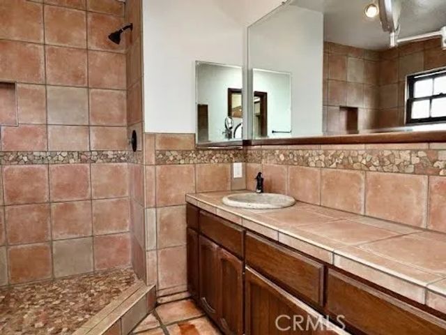 50 Pomona, Long Beach, CA 90803