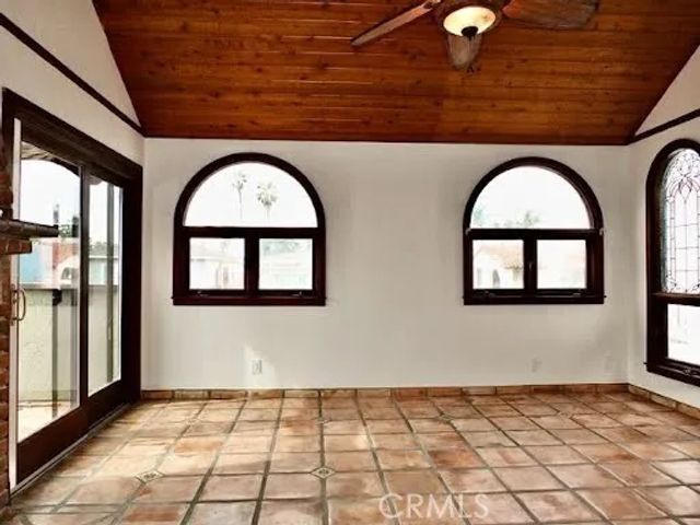 50 Pomona, Long Beach, CA 90803