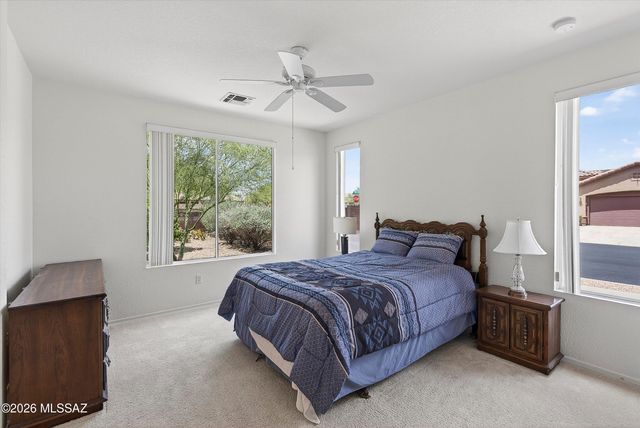 9405 N Sombrero Canyon Drive, Tucson, AZ 85743