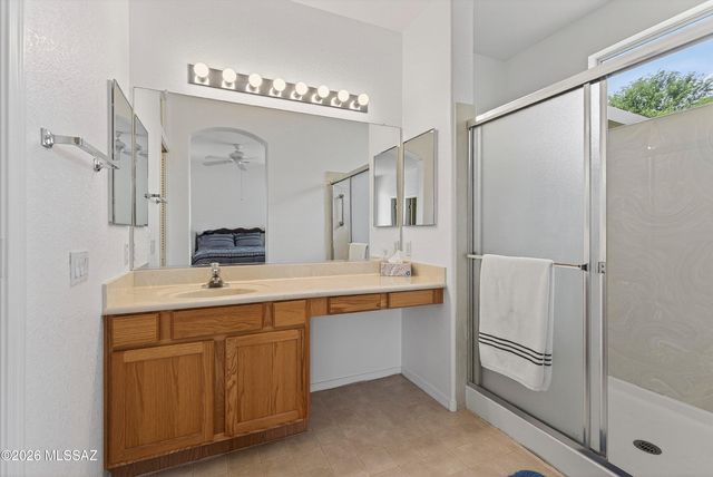 9405 N Sombrero Canyon Drive, Tucson, AZ 85743