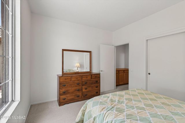 9405 N Sombrero Canyon Drive, Tucson, AZ 85743