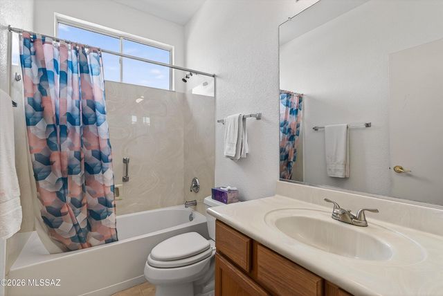 9405 N Sombrero Canyon Drive, Tucson, AZ 85743