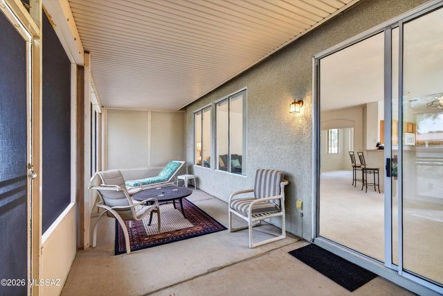 9405 N Sombrero Canyon Drive, Tucson, AZ 85743