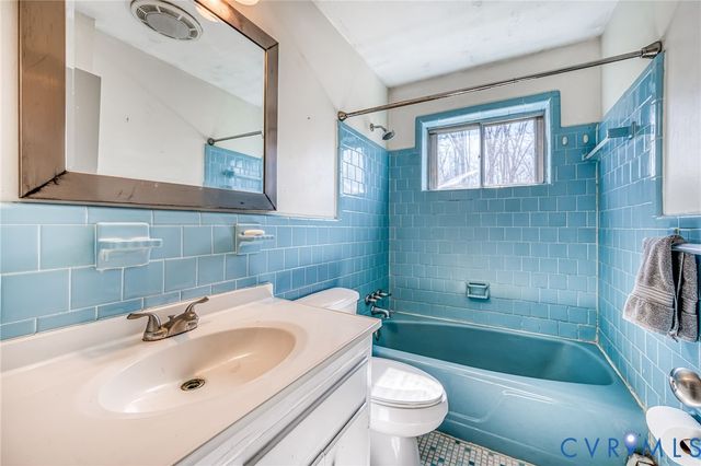 10201 Walden Rd, Chesterfield, VA 23832