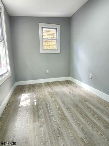 102 Washington Ave, Irvington Twp., NJ 07111